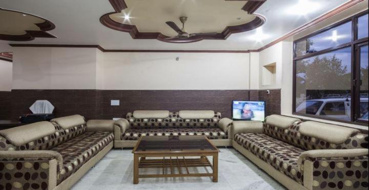 Hotel Devi Mahal Katra  Εξωτερικό φωτογραφία